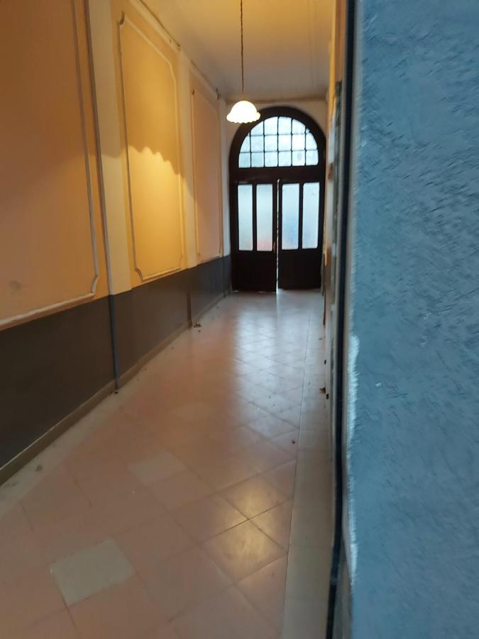 Apartman Mikikiki Belgrad Exteriör bild